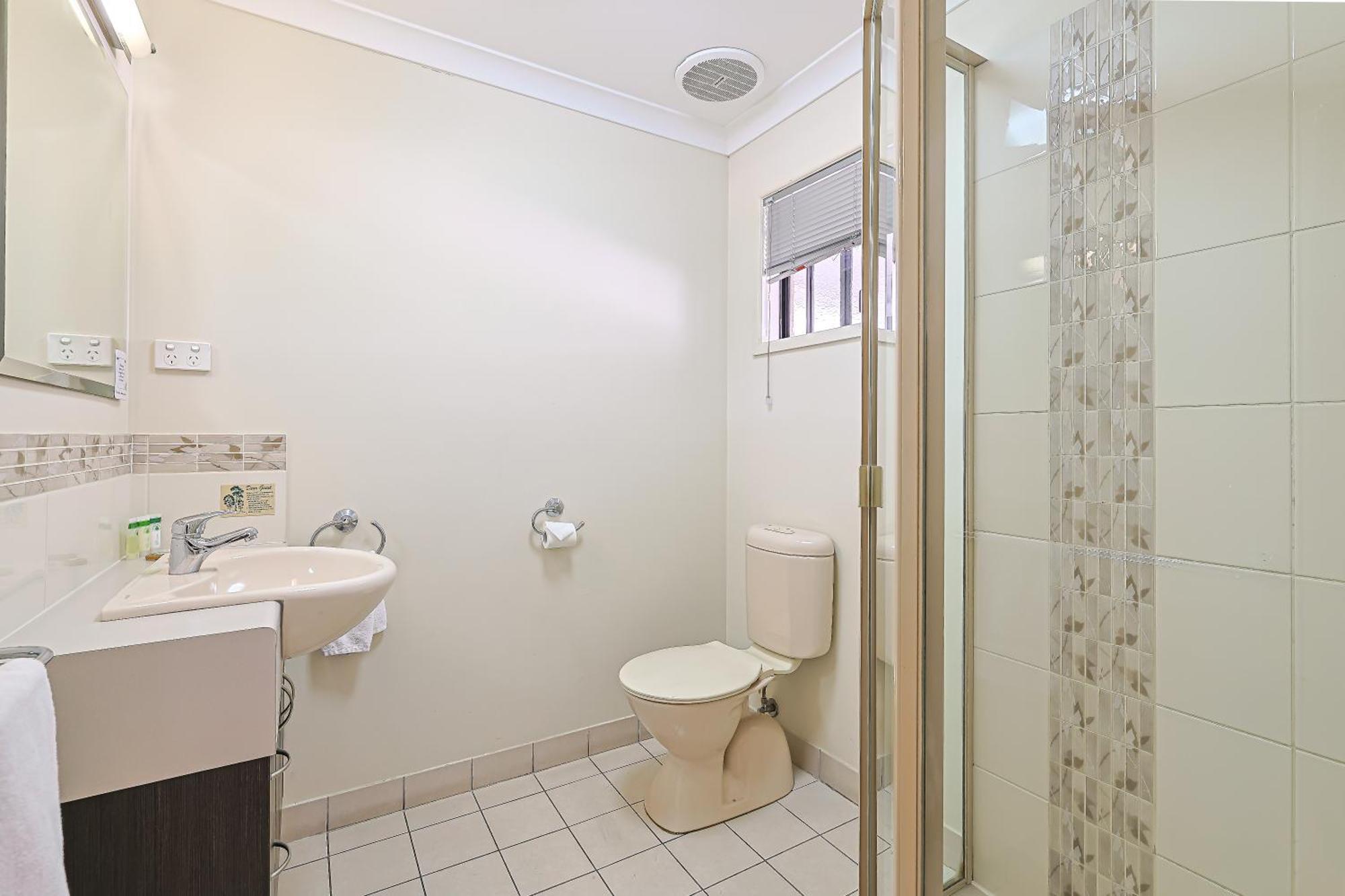 Emerald Central Palms Motel Екстер'єр фото
