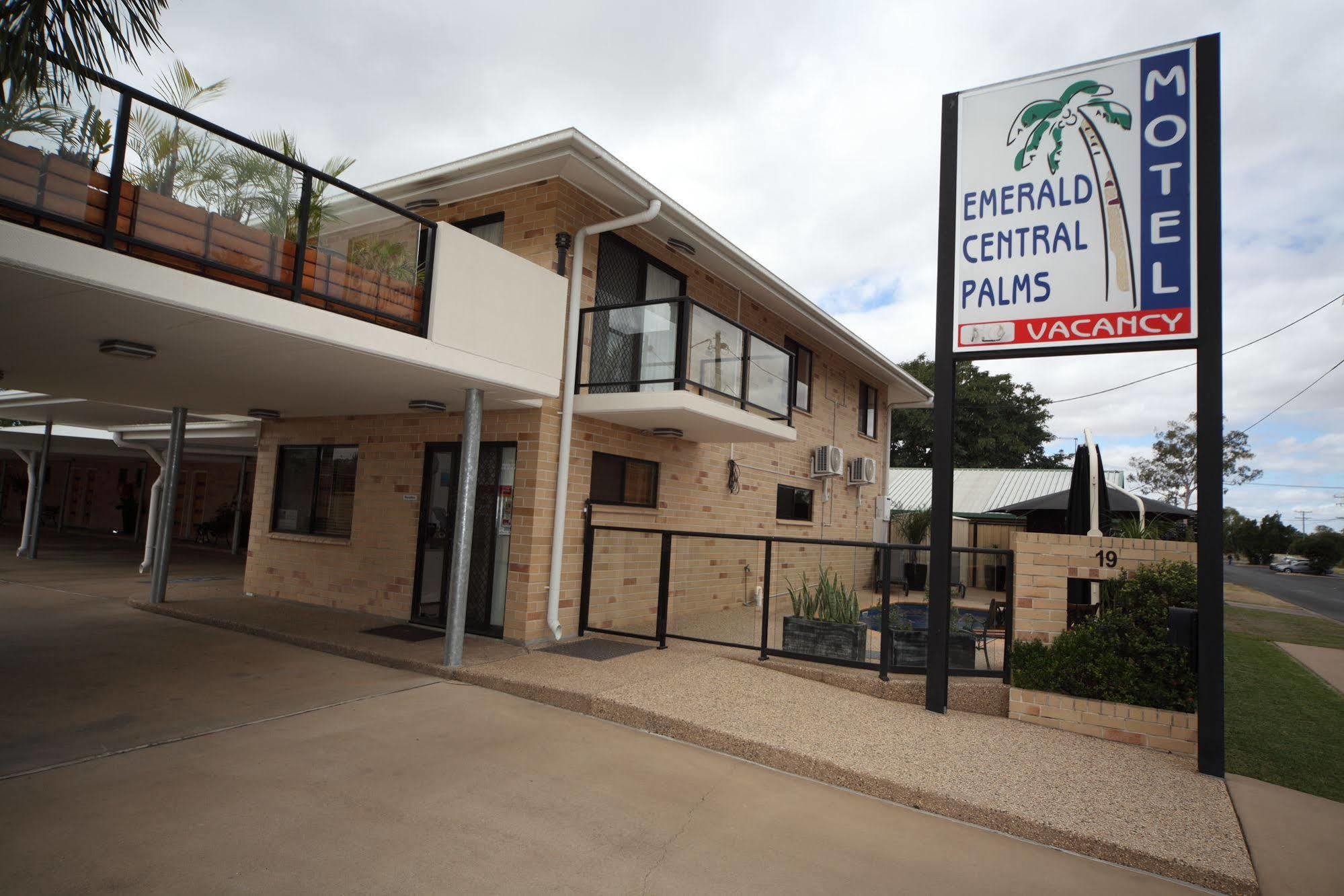 Emerald Central Palms Motel Екстер'єр фото